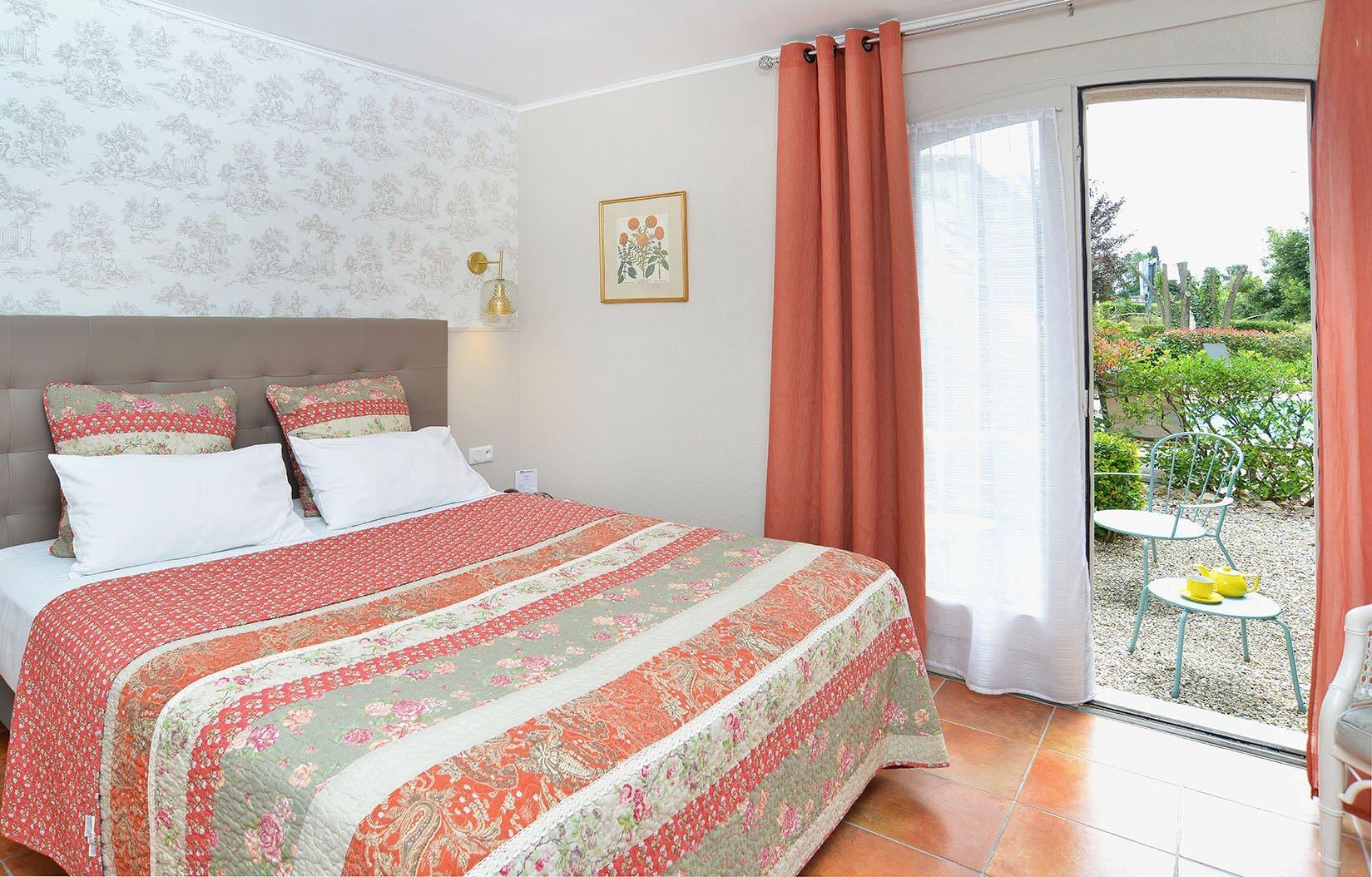 เบสต์ เวสเทิร์น โลร็องเฌอรี Hotel นีมส์ ภายนอก รูปภาพ